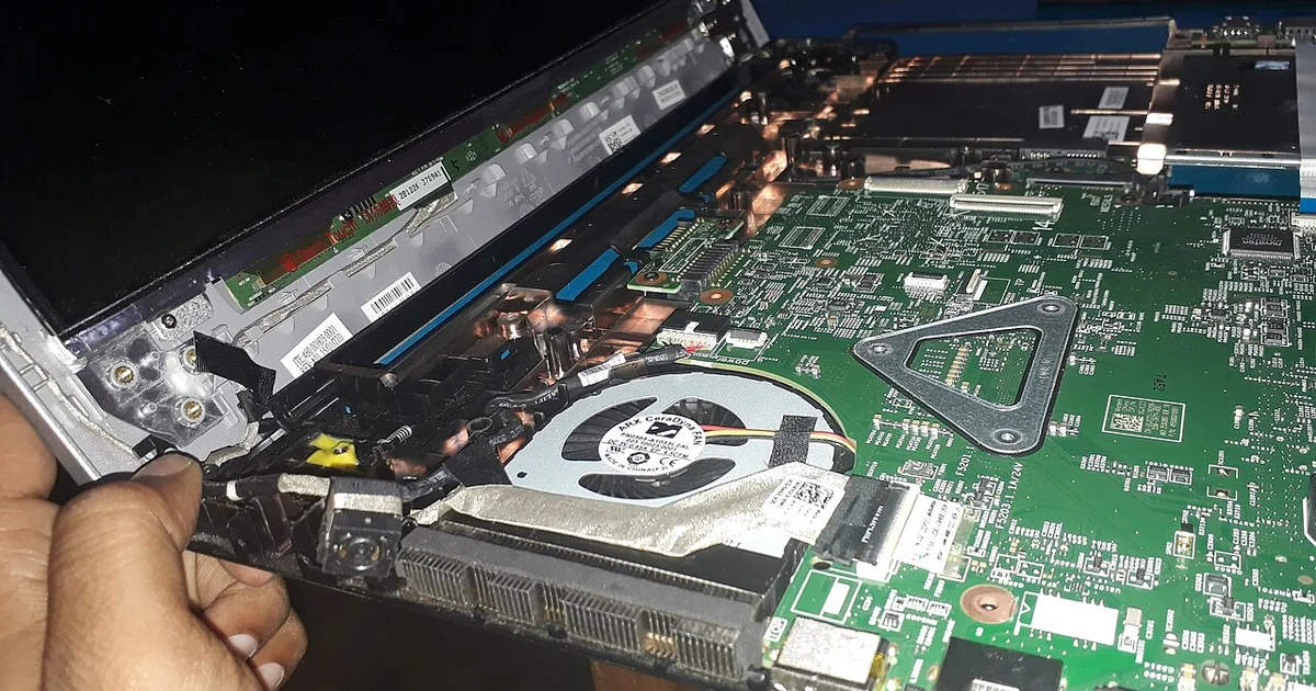 solution & service laptop repairing service centre in kolkata